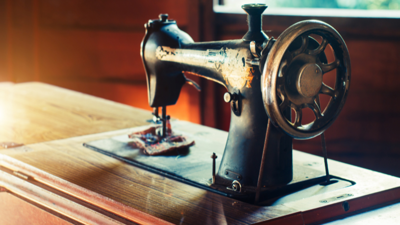 Segundo Cristiane Ruon dos Santos, costura como bem-estar cria momentos de foco, calma e realização pessoal.